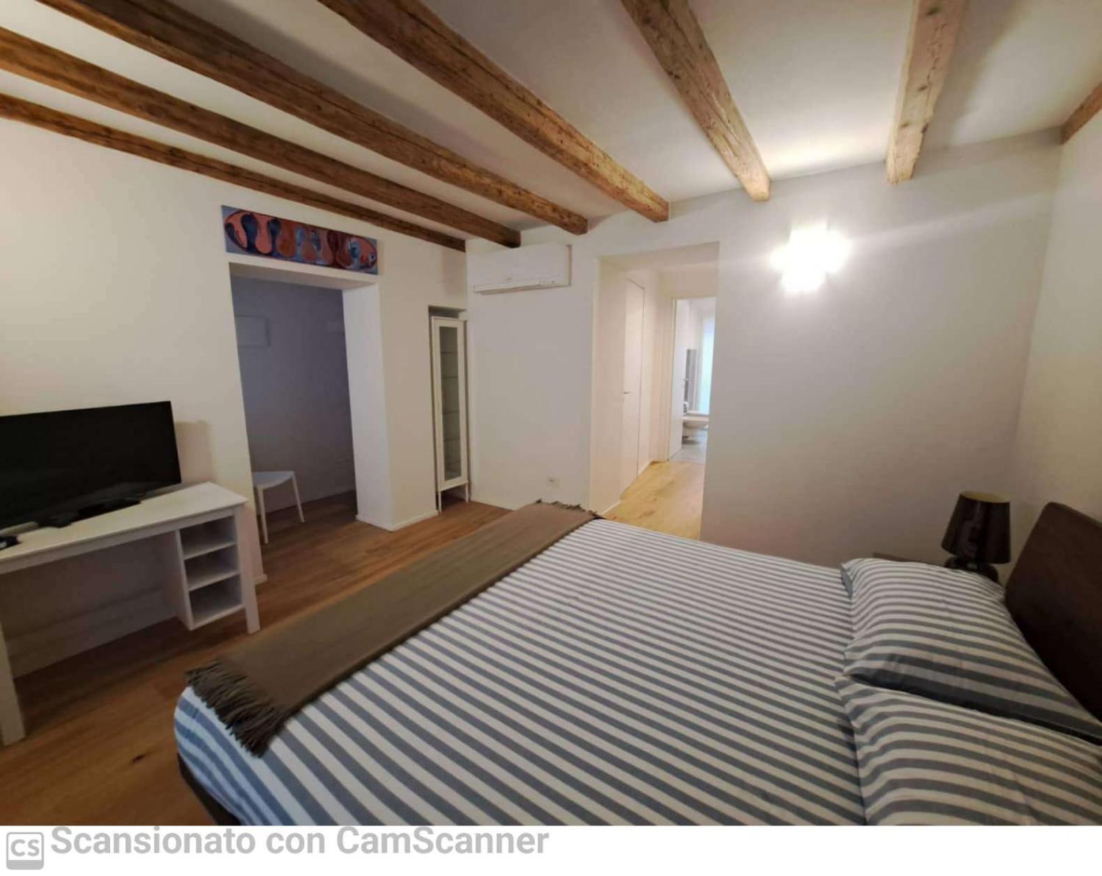 Casa Rosada Apartment Como Luaran gambar